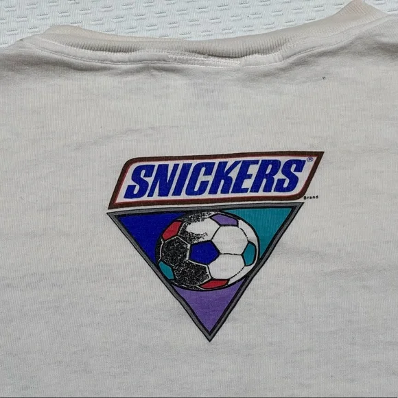 Vintage World Cup 94 Soccer Snickers T Shirt XL - Picture 5 of 5